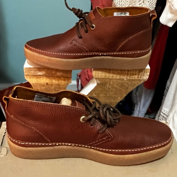 CLARKS: “Oakpark” Mid-Chukka In Timberland. NWT main image 7